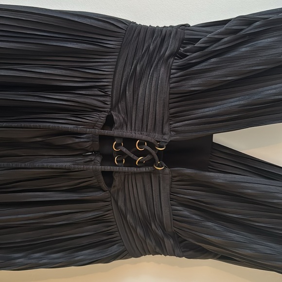 Sabina Musayev Never worn pleated dress. Black. - Picture 9 of 13